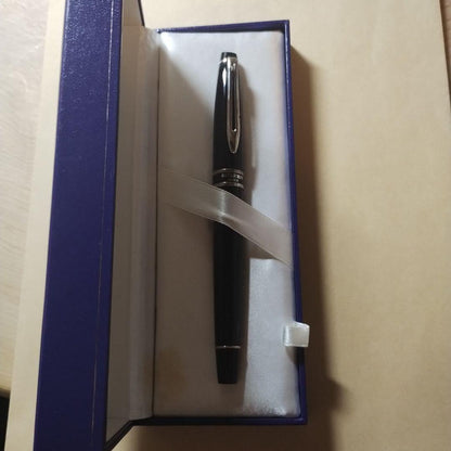 WATERMAN Expert Black Fountain Pen made of black resin with silver accents, shown capped