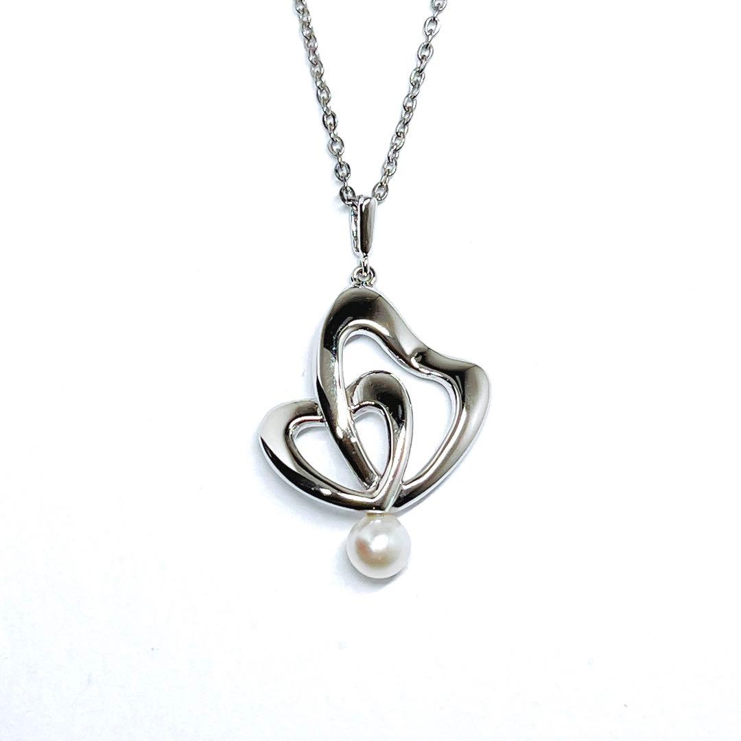 Mikimoto pearl double heart necklace with 4.9mm pearls on a 40cm silver chain