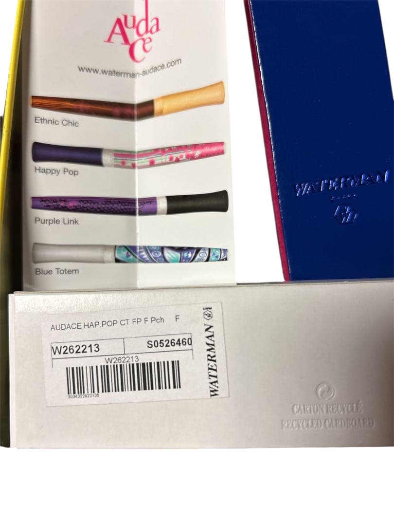 Waterman W262213 Hémisphère Fountain Pen with silver and blue flower pattern and stainless steel tip