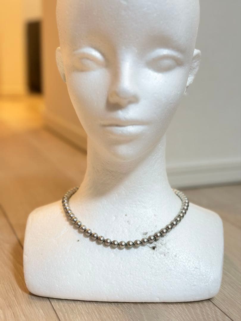 TASAKI Akoya Pearl Necklace featuring 7 mm pearls on a 42.5 cm chain with warranty