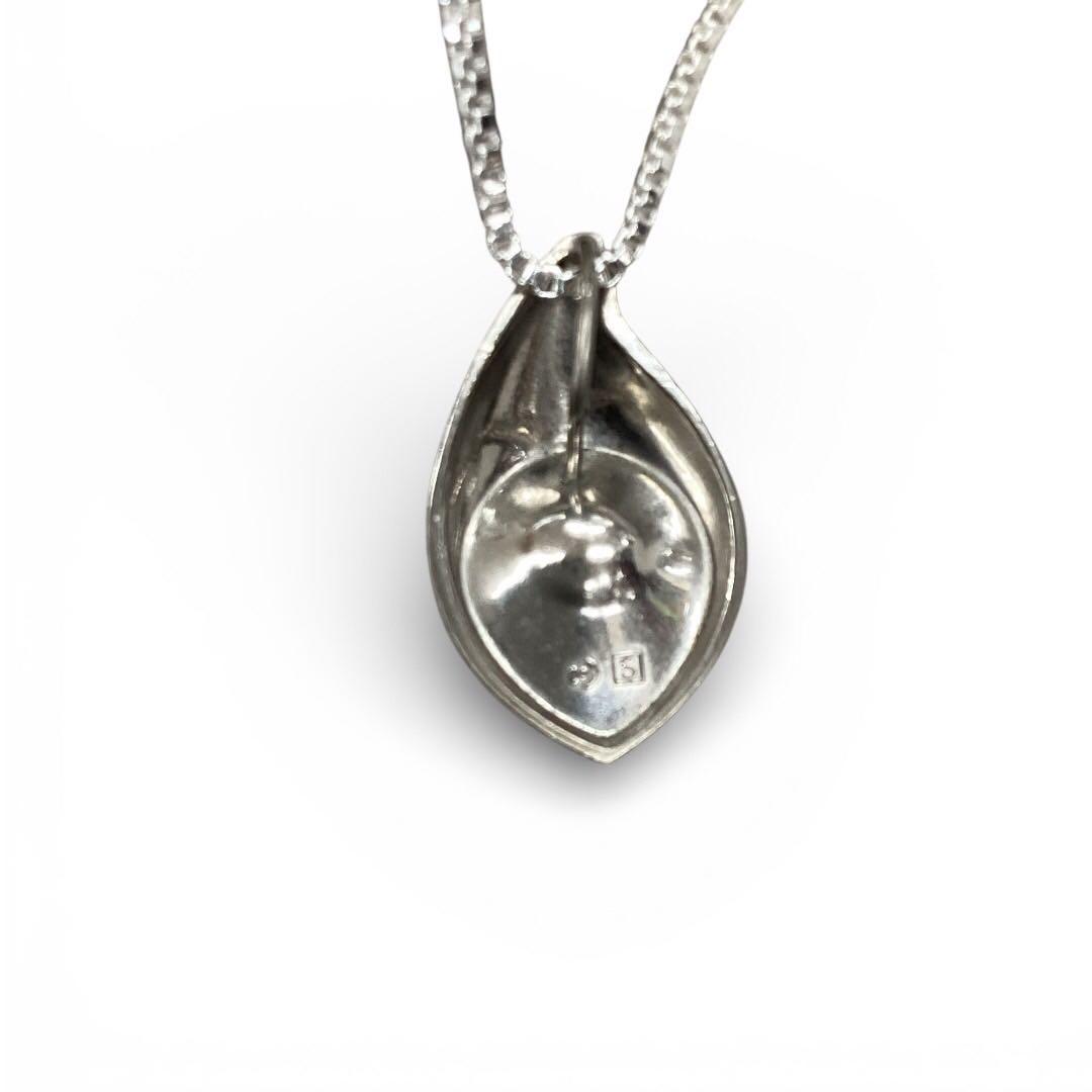 Tasaki Silver 925 Pearl Necklace featuring 6.5mm pearls on a 40cm silver chain with 2cm pendant