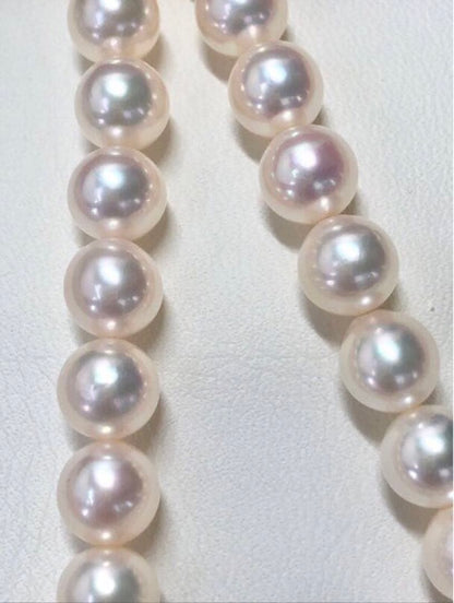 Matsuzakaya Akoya pearl necklace with 6.5-7.0mm pearls and matching 6.7mm k14wg earrings