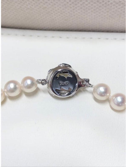 Matsuzakaya Akoya pearl necklace with 6.5-7.0mm pearls and matching 6.7mm k14wg earrings