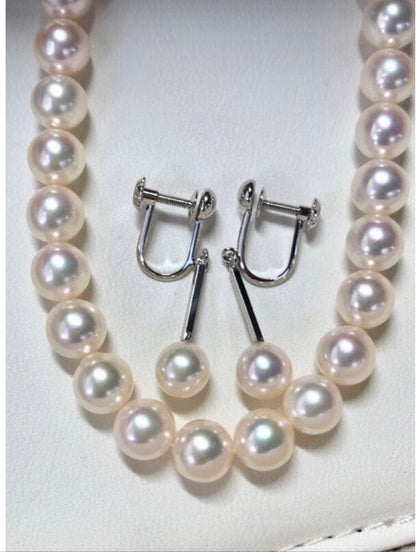 Matsuzakaya Akoya pearl necklace with 6.5-7.0mm pearls and matching 6.7mm k14wg earrings