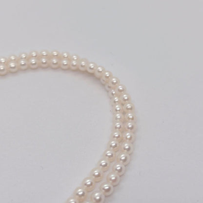 Tasaki Akoya genuine white pearl necklace 41cm length with K18 gold clasp