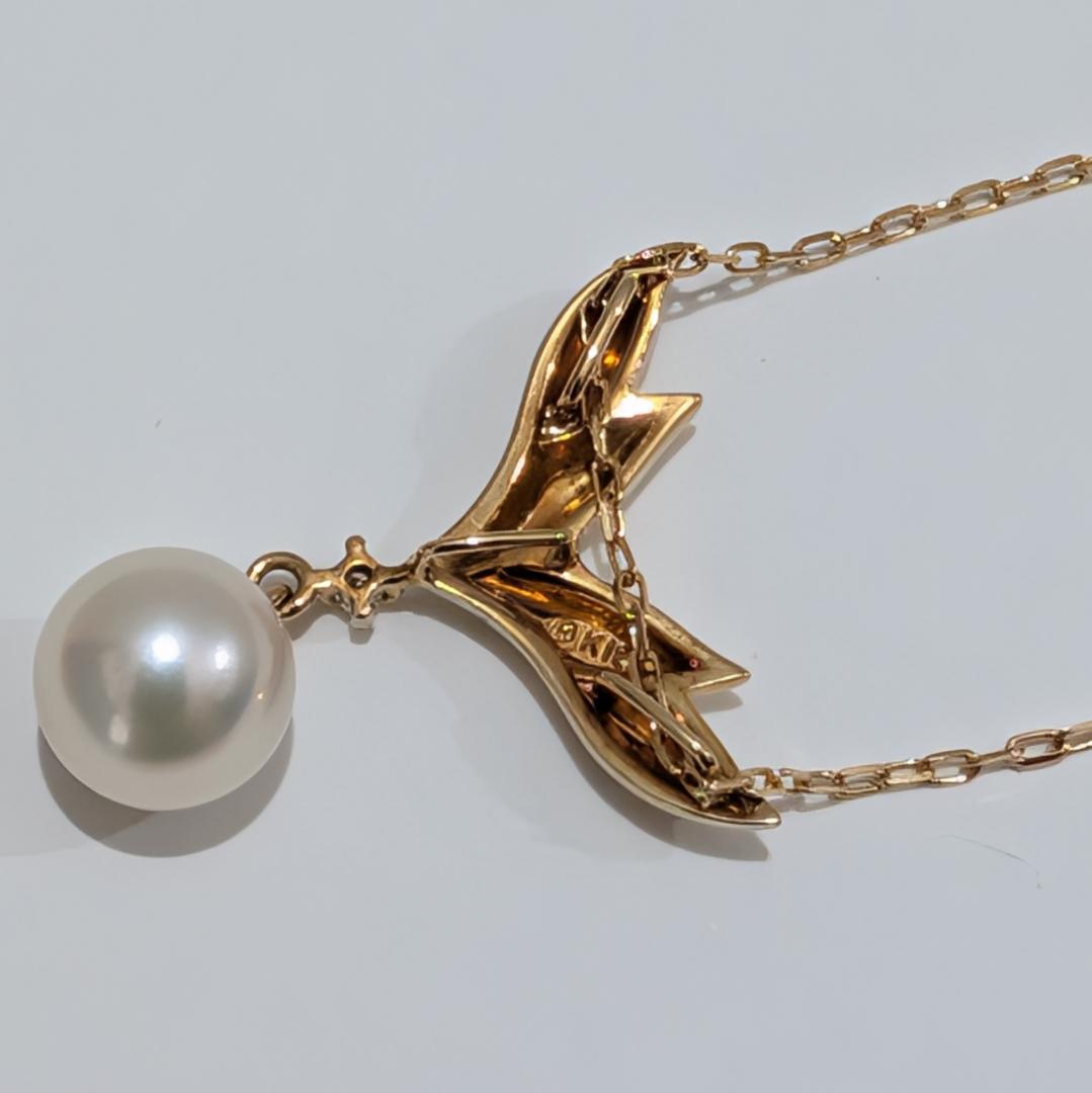 Mikimoto pearl diamond necklace with 7.5mm pearl pendant in 18K yellow gold on 40cm chain