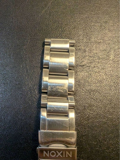 NIXON THE42-20 Men's Watch — Japanese