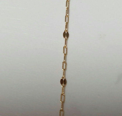 18-karat gold necklace 80cm long with a stylish top pendant on a white background