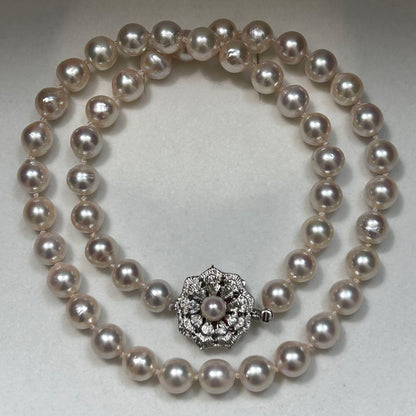 Large Akoya Pearl Necklace with 8.5mm pearls, 49cm length, on sterling silver chain