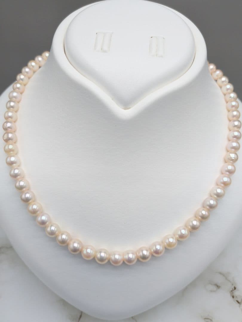Akoya Genuine Pearl Necklace 6.5-7mm White Pink pearls with silver clasp, 42.3cm length