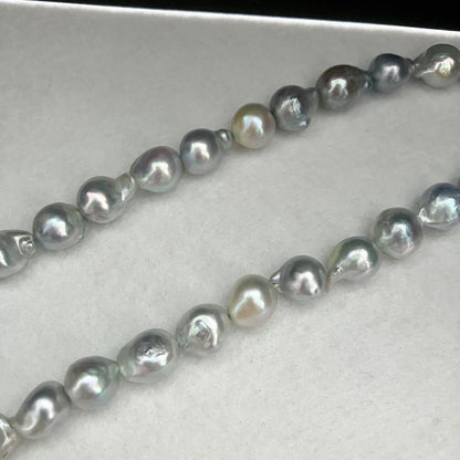 Akoya Pearl Necklace featuring 9.0-9.5mm pearls with 40cm total length displayed on white background