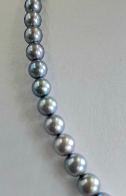 Tasaki blue-gray pearl necklace 6.5mm featuring blue-gray pearls and Juzu beads with certificate and case included
