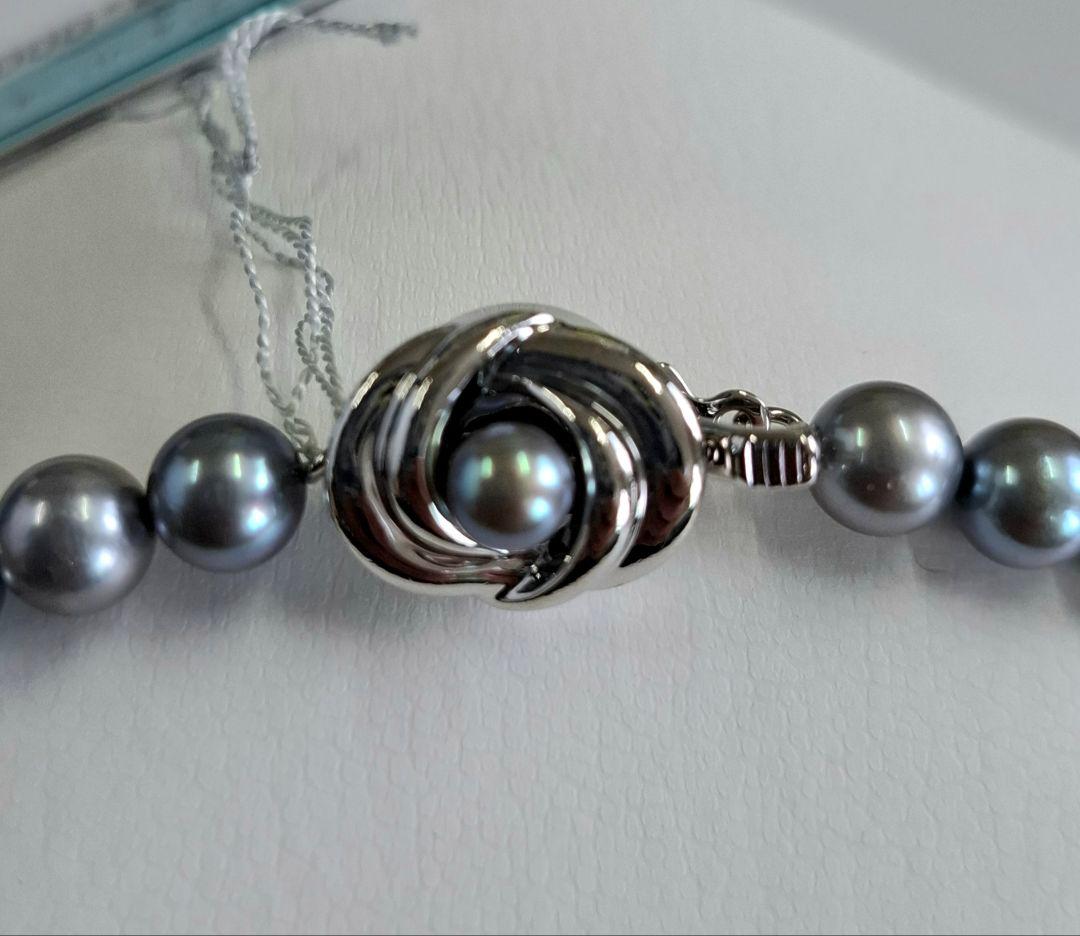 Tasaki blue-gray pearl necklace 6.5mm featuring blue-gray pearls and Juzu beads with certificate and case included