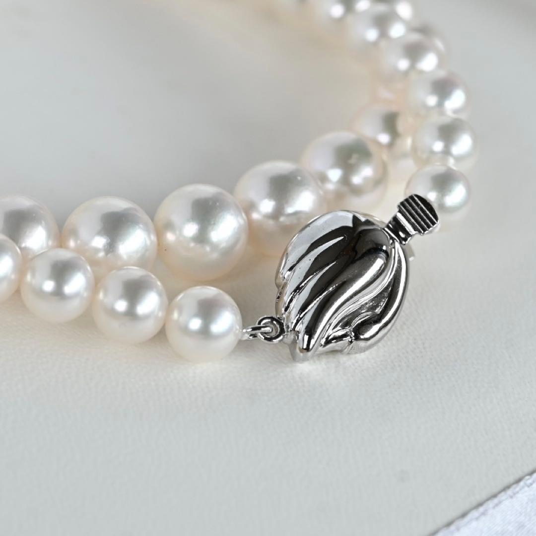 Highest grade Aurora Hanadama Tasaki Akoya pearl necklace with gradient pearls, 42 cm length