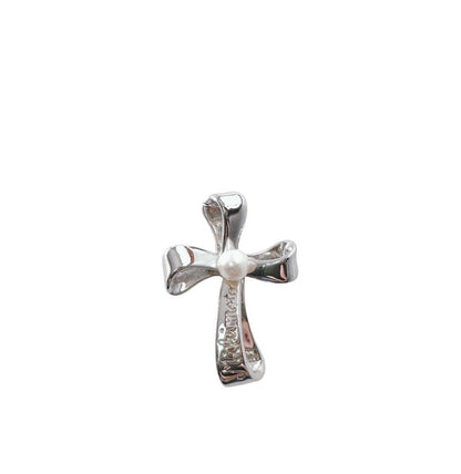 MIKIMOTO silver cross pendant top with 4.5mm Akoya pearl on a white background