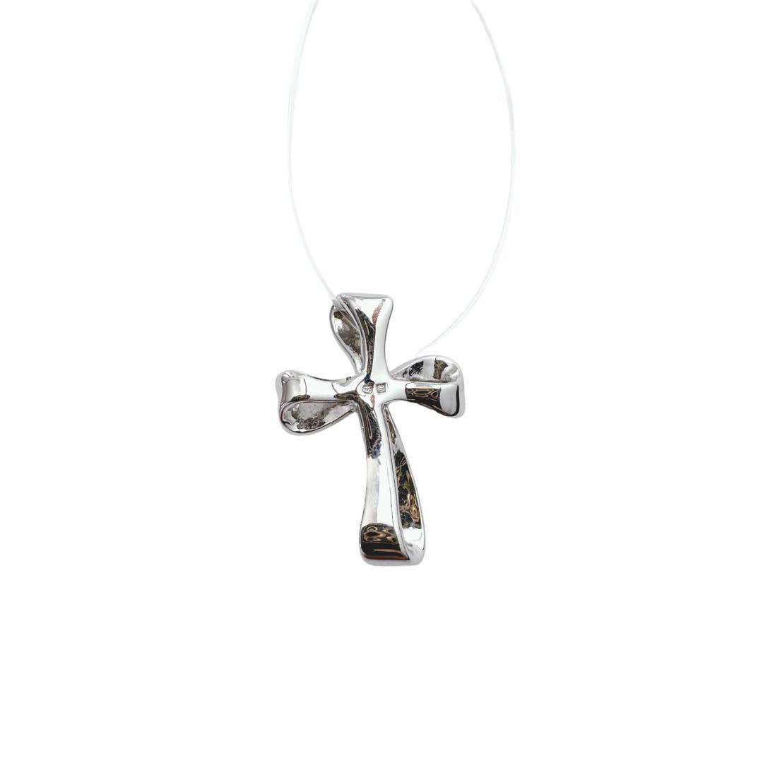 MIKIMOTO silver cross pendant top with 4.5mm Akoya pearl on a white background