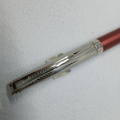 WATERMAN Metropolitan Private Collection Rose Quiver metal ballpoint pen with dedicated case