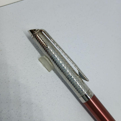WATERMAN Metropolitan Private Collection Rose Quiver metal ballpoint pen with dedicated case