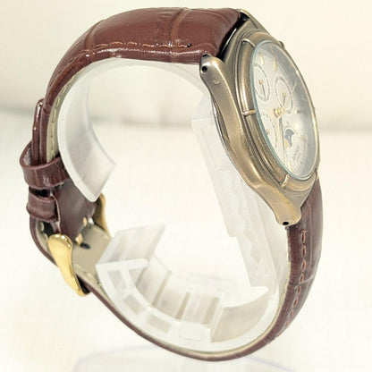 CASIO R-22 Quartz Men's Watch — Japanese