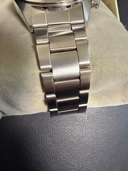 ORIENT V157-0BX0 Quartz Men's Watch — Japanese