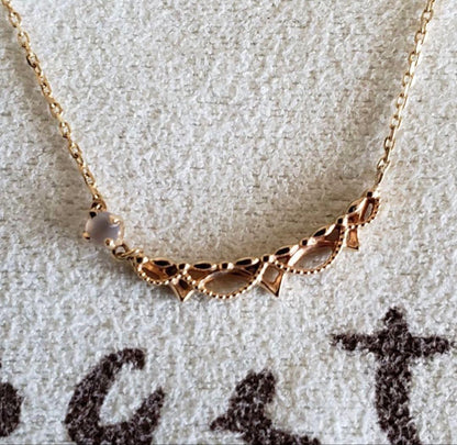 Moonstone drape agate necklace in K10 gold with adjustable chain and 2 by 0.2 cm charm