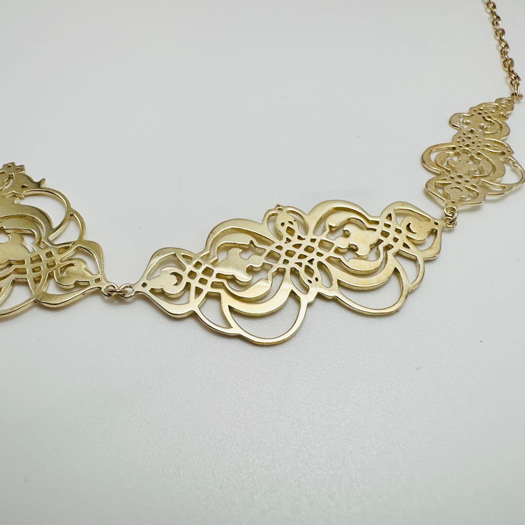 Agete Transparent Plate Necklace in silver material with gold color, 2.6 cm top length on 50 cm chain