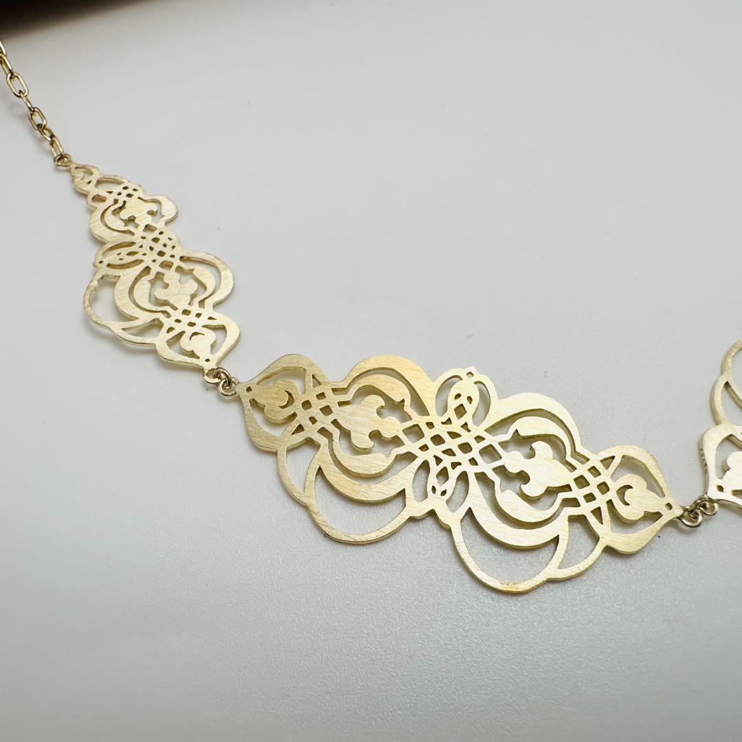 Agete Transparent Plate Necklace in silver material with gold color, 2.6 cm top length on 50 cm chain