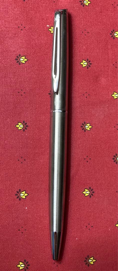WATERMAN Metropolitan ballpoint pen made of stainless steel with sleek design