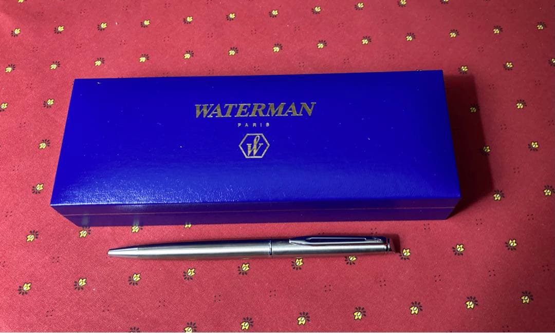 WATERMAN Metropolitan ballpoint pen made of stainless steel with sleek design