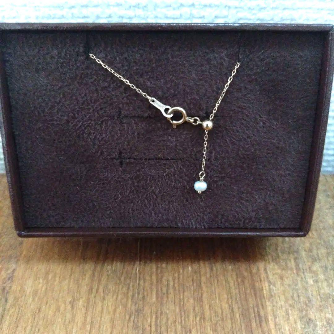 Agete Necklace Cross in K10 Yellow Gold with diamond center and adjustable 42 cm chain, pearl back design