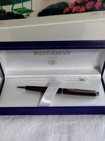 WATERMAN Metropolitan Series ballpoint pen in maroon metallic with silver metallic clip on white background