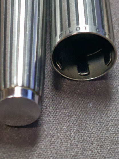 PILOT CUSTOM 18K-WG Fountain Pen Model H872 with fine tip and stripe pattern in used condition