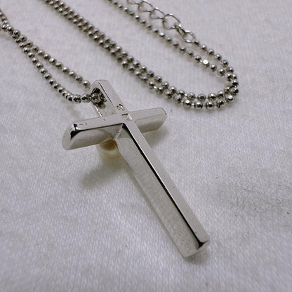TASAKI silver necklace featuring a single pearl and cross motif with adjustable 39-45 cm chain