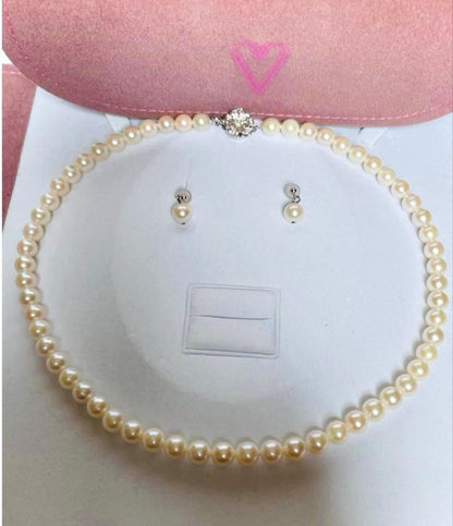 Perlite Akoya 7mm white round pearl necklace and drop earrings set on 41cm K14WG chain