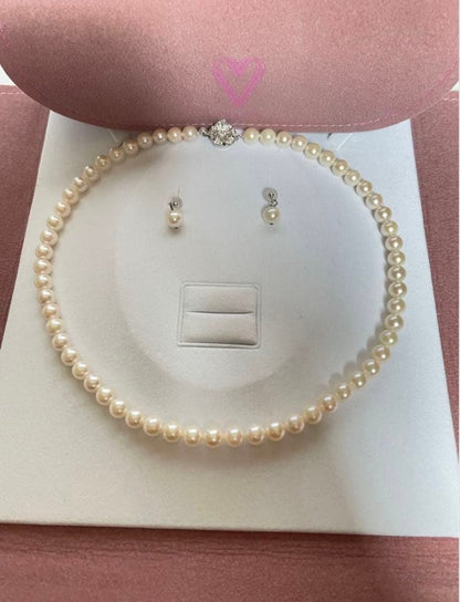 Perlite Akoya 7mm white round pearl necklace and drop earrings set on 41cm K14WG chain