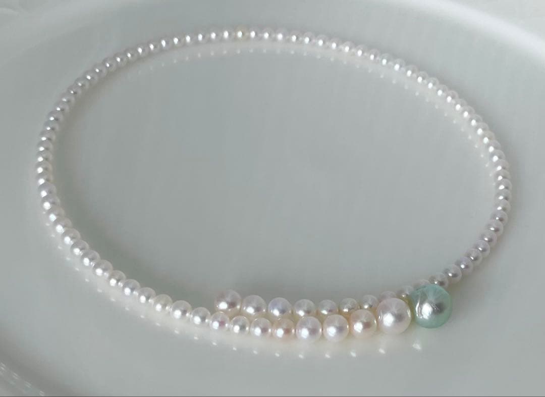 Multicolor Akoya pearl necklace with 4.0-9.3 mm pearls in omega style choker design