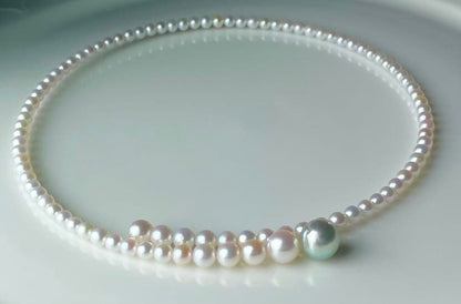 Multicolor Akoya pearl necklace with 4.0-9.3 mm pearls in omega style choker design