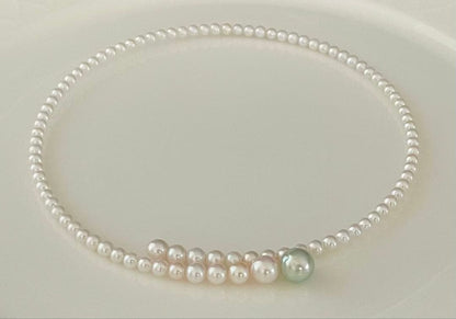 Multicolor Akoya pearl necklace with 4.0-9.3 mm pearls in omega style choker design