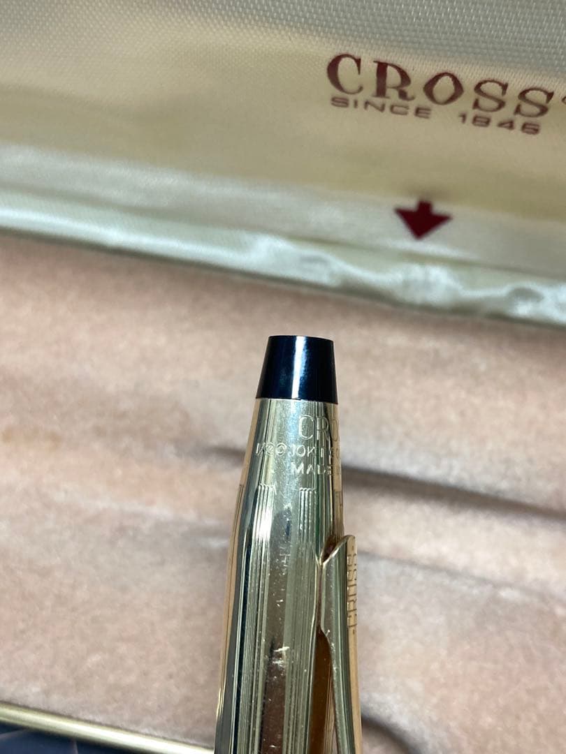 Kuro Cross 1/20 10KT Gold PMX Ballpoint Pen with two replacement ink refills