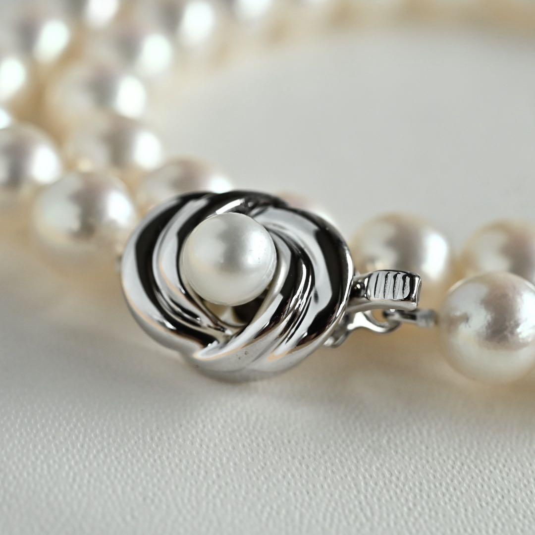 Highest Grade Hanadama Aquamarine Pearl Necklace with 8mm round pearls and silver clasp in cream white with aurora mix color