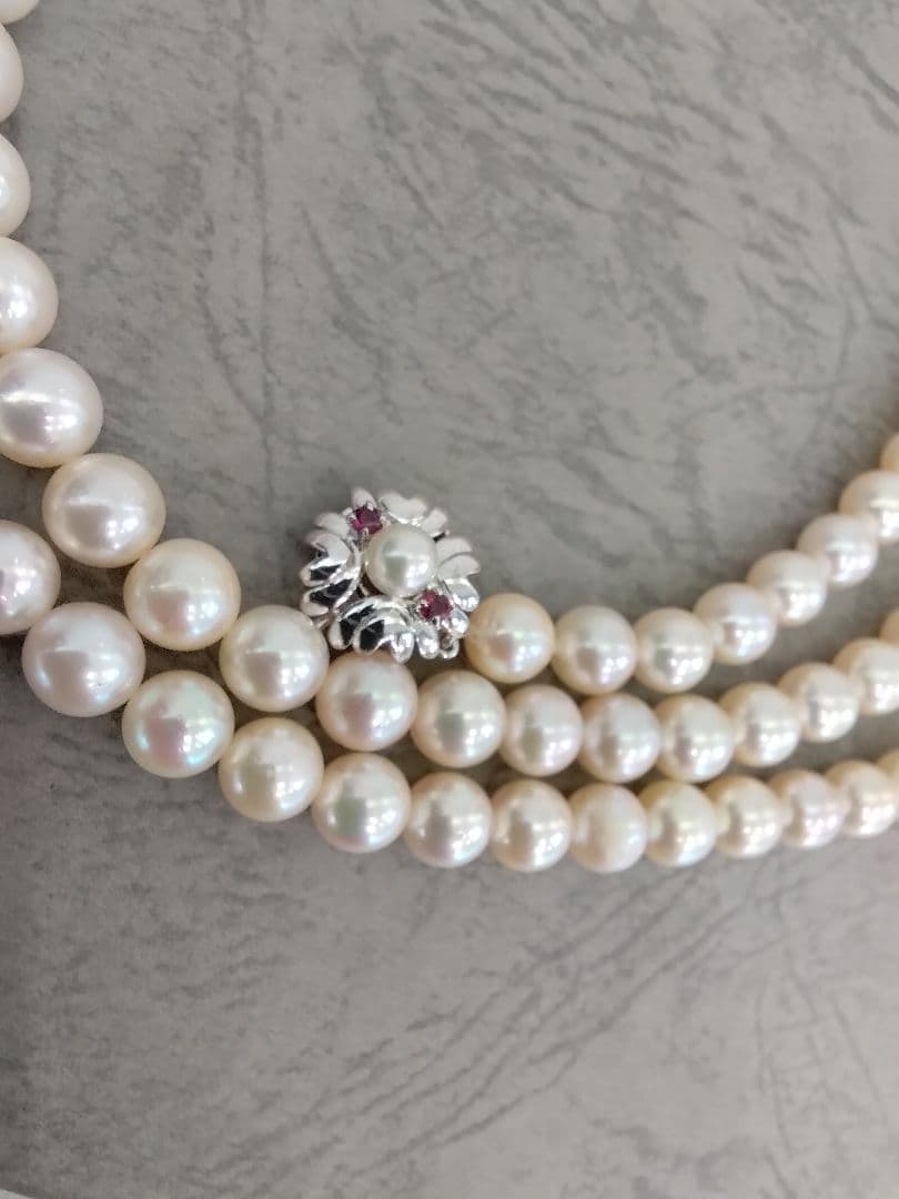 Akoya pearl long necklace with 114 round 7.0-7.5mm beads and silver clasp, 84cm length