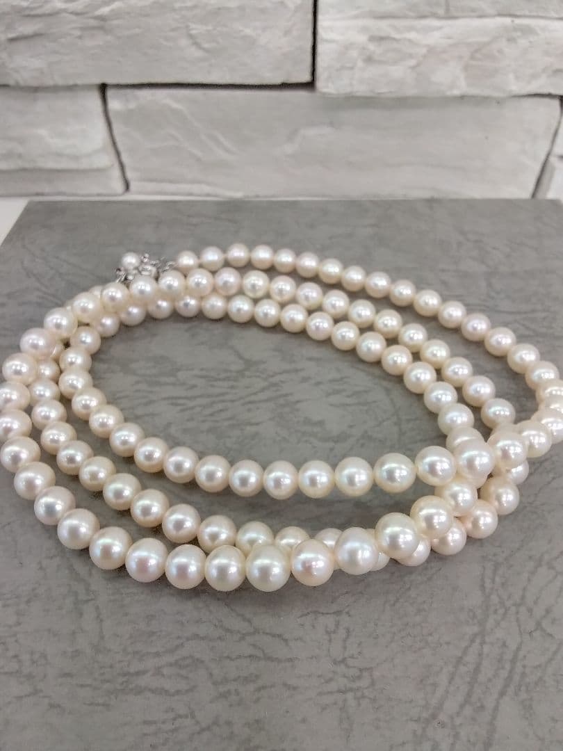 Akoya pearl long necklace with 114 round 7.0-7.5mm beads and silver clasp, 84cm length