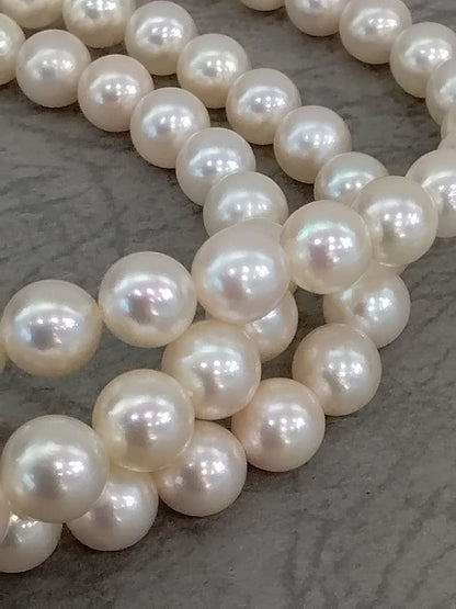 Akoya pearl long necklace with 114 round 7.0-7.5mm beads and silver clasp, 84cm length