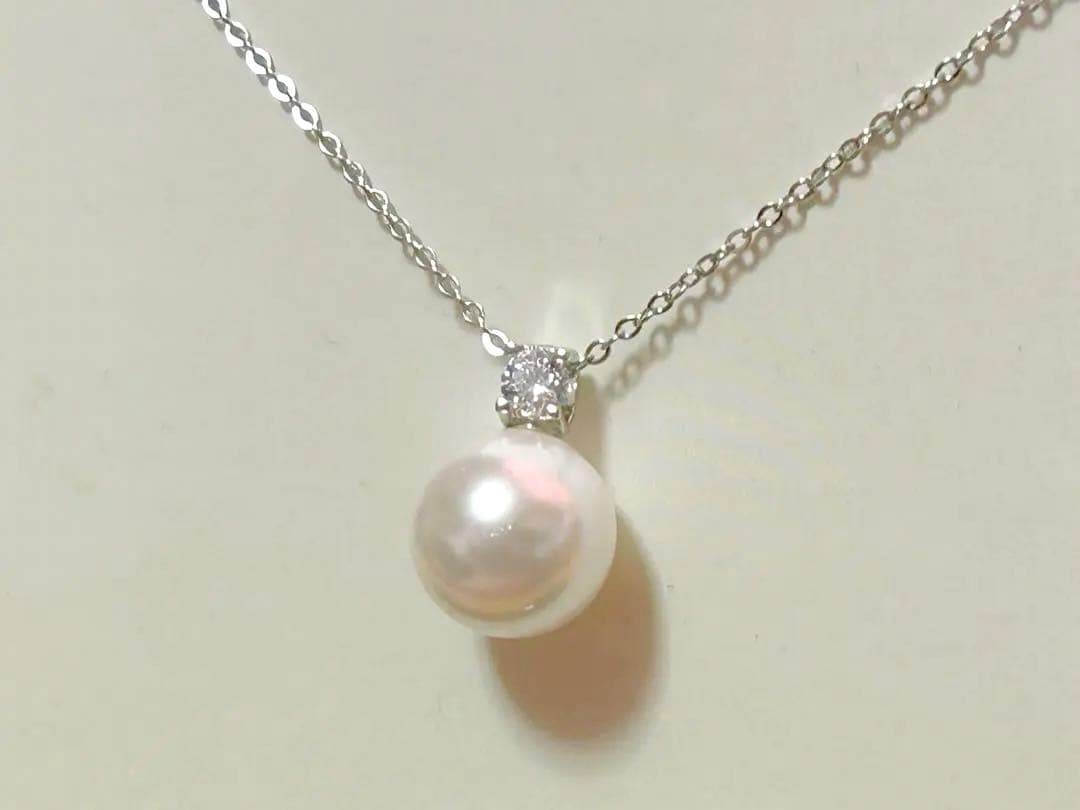 Honsha Pearl Akoya white 10mm pearl necklace with S925 silver clasp coated in K18 gold and CZ diamond accents