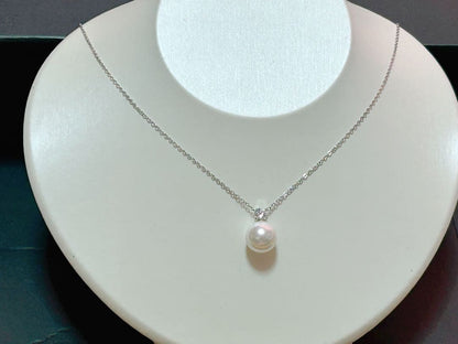 Honsha Pearl Akoya white 10mm pearl necklace with S925 silver clasp coated in K18 gold and CZ diamond accents