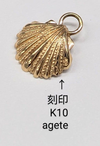 agete K10 shell motif charm with pearl, size about 1 cm, without bail, in gold finish