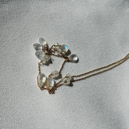 Agete K10 necklace featuring a royal blue moonstone pendant on a 45 cm chain