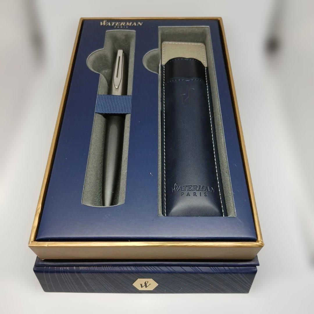 WATERMAN Emblem ES Gray CT ballpoint pen with matching gray pen sleeve set