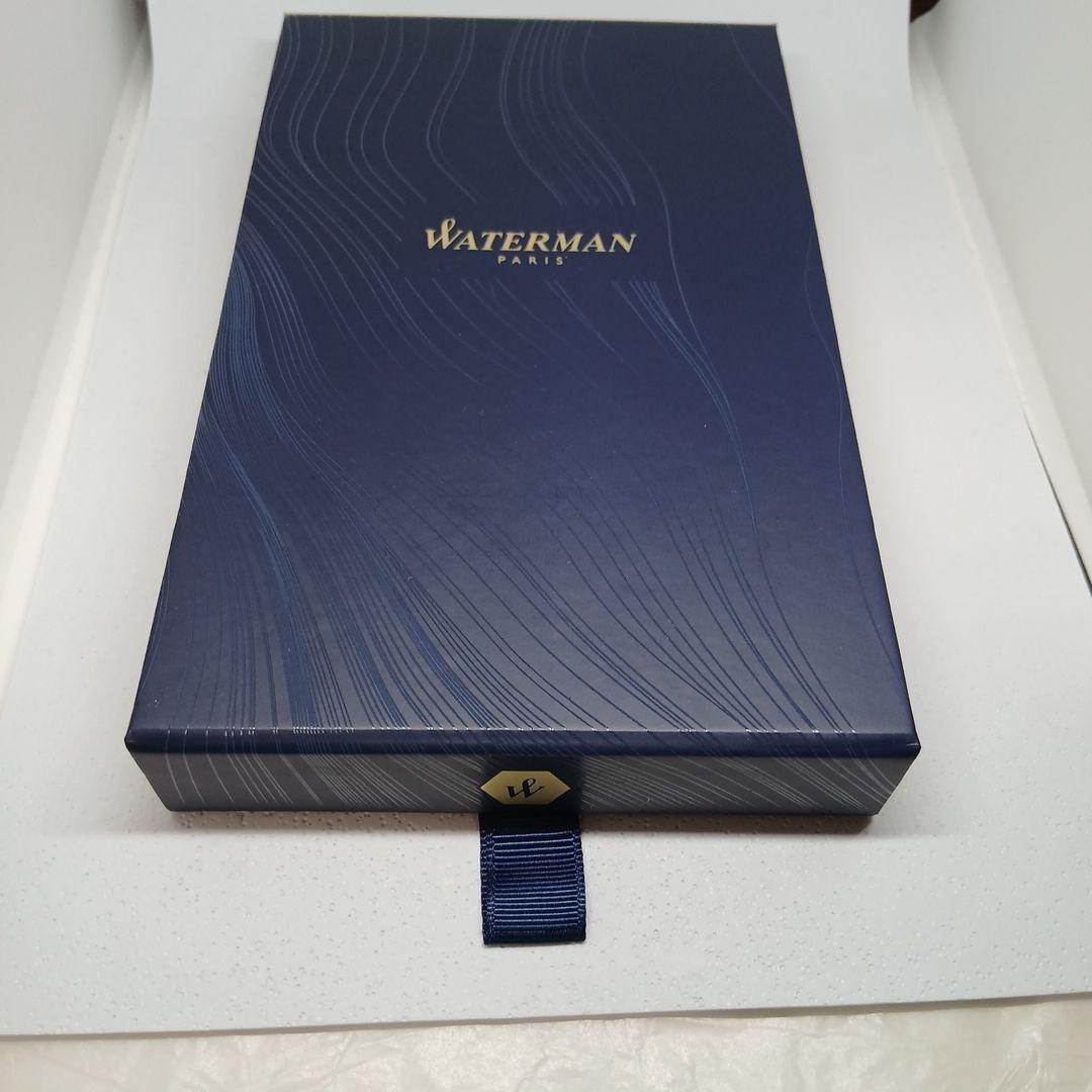 WATERMAN Emblem ES Gray CT ballpoint pen with matching gray pen sleeve set