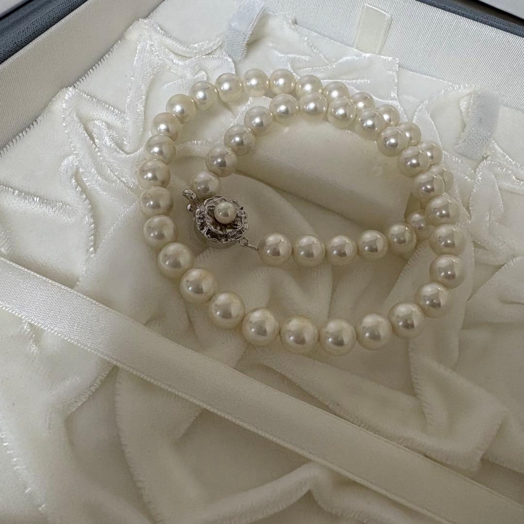 White Akoya pearl necklace with 8.0mm genuine pearls and 40 cm length